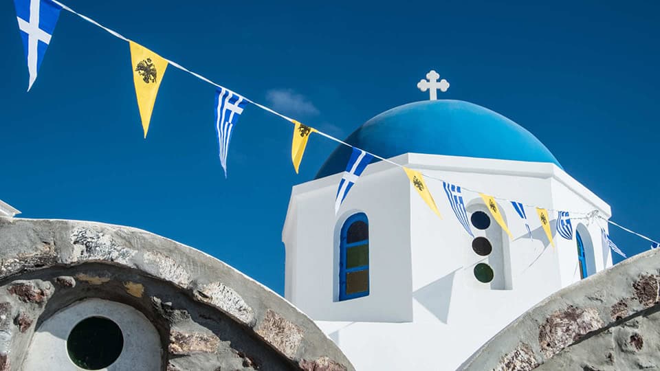 get paid to move to greece